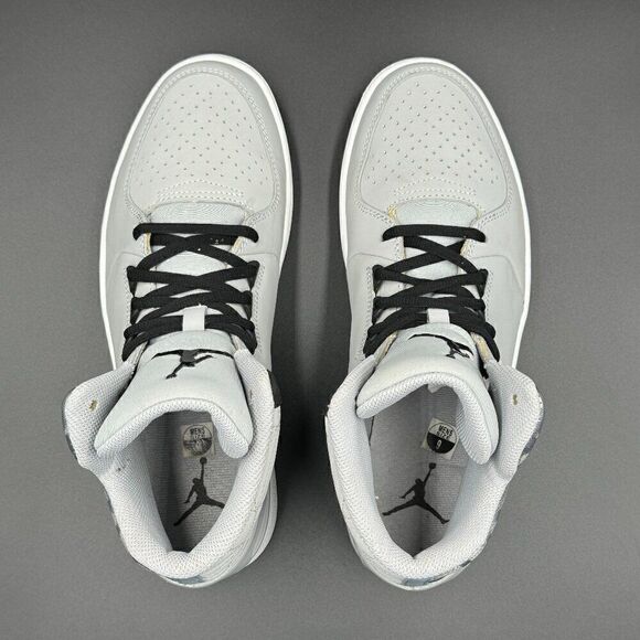 Air Jordan 1 Flight 3 Retro Wolf Grey (2014) - Picture 2 of 9